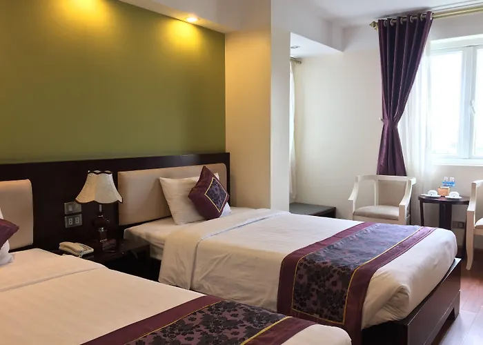 Hotel Golden Lotus 3*