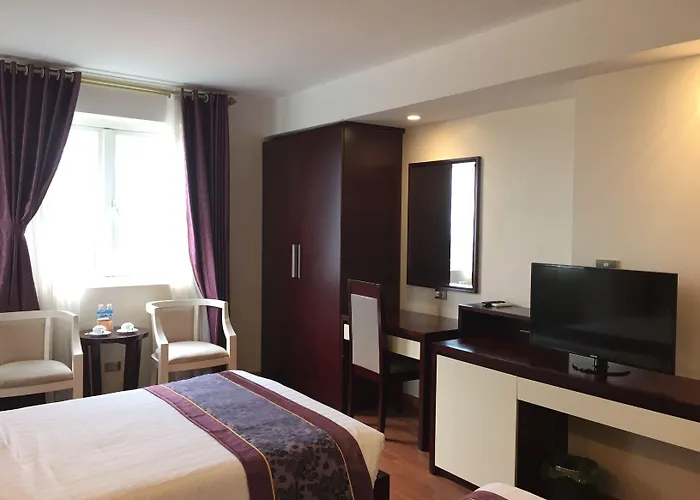 Golden Lotus Hotel Hạ Long