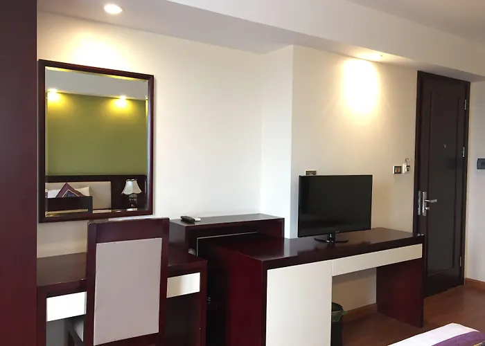 Hotel Golden Lotus 3*