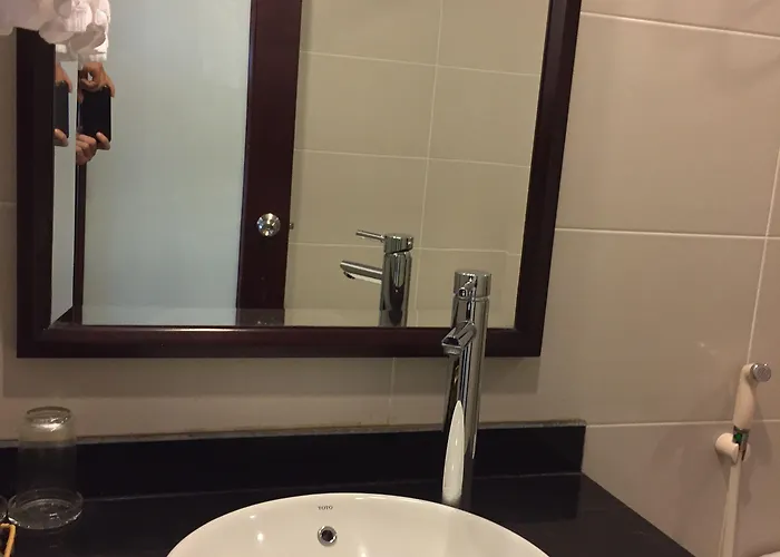 Golden Lotus Hotel